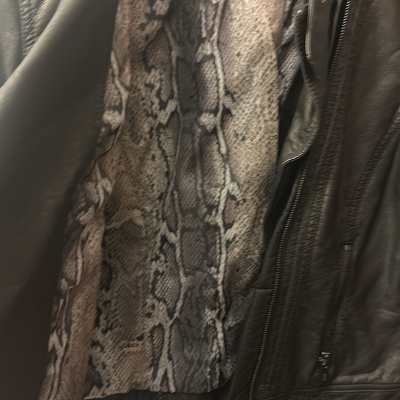 Faux leather diagonal zip biker jacket - Picture 8 of 8